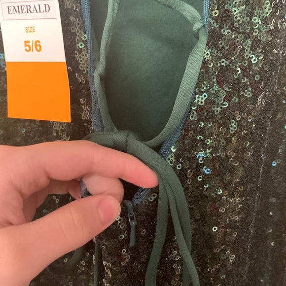 Dave & Johnny Formal Green Sequined Dress - Picture 6 of 6